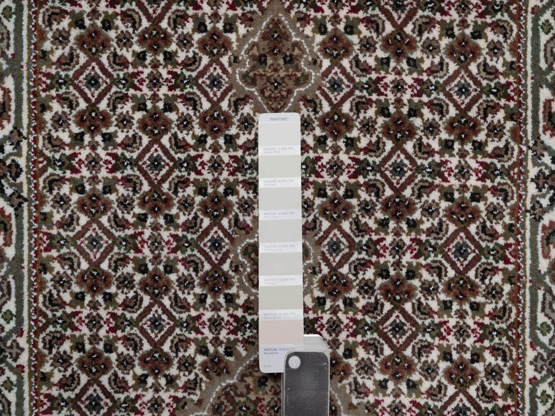 2'9" x 20'6" New Hand Knotted Ivory Wool Runner Oriental Rug - MOA10292676