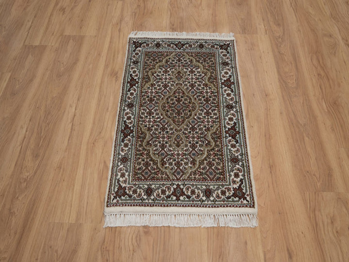 1'11" x 3'0" New Hand Knotted Ivory Wool Rectangle Oriental Rug - MOA10292679