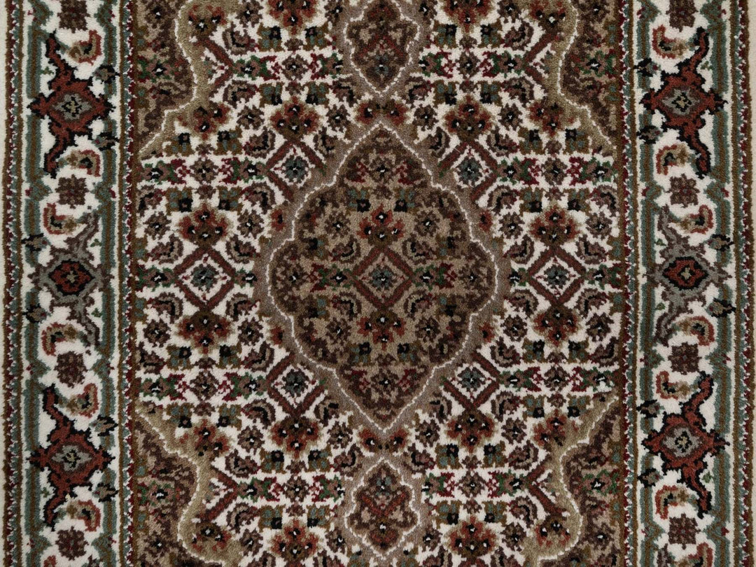 2'1" x 3'0" New Hand Knotted Ivory Wool Rectangle Oriental Rug - MOA10292681