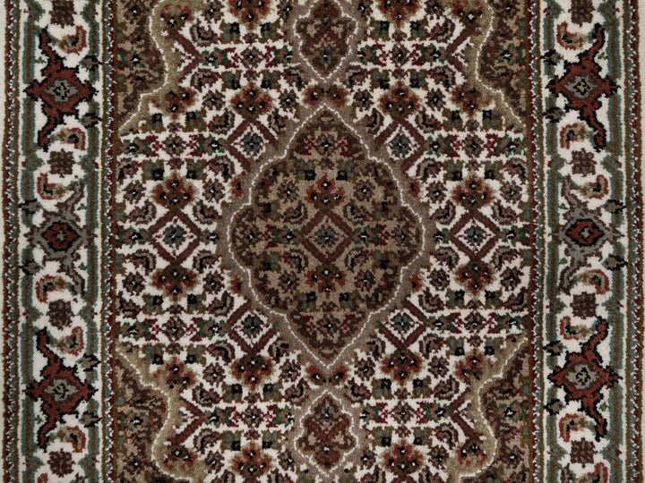 2'1" x 3'0" New Hand Knotted Ivory Wool Rectangle Oriental Rug - MOA10292681