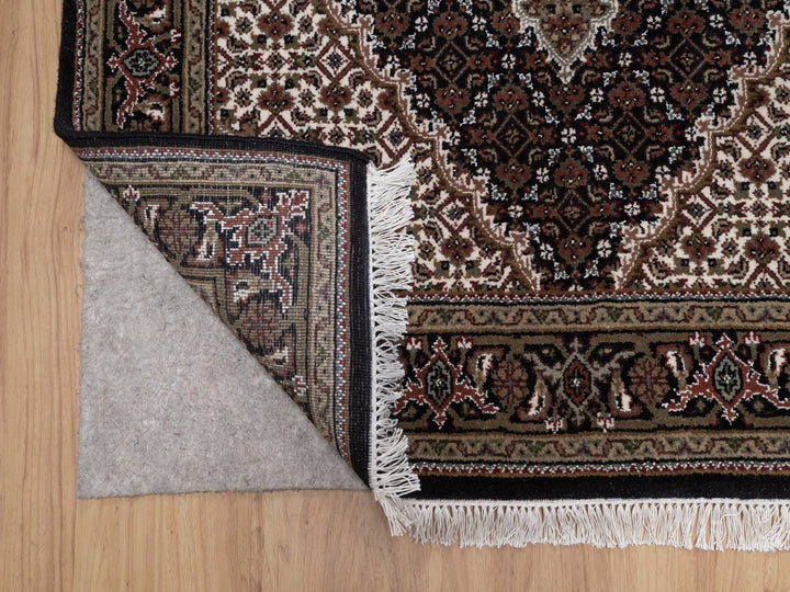 3'11" x 6'1" New Hand Knotted Black Wool Rectangle Oriental Rug - MOA10292687