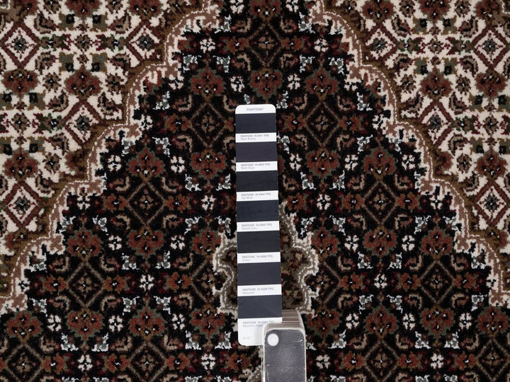 3'11" x 6'1" New Hand Knotted Black Wool Rectangle Oriental Rug - MOA10292687