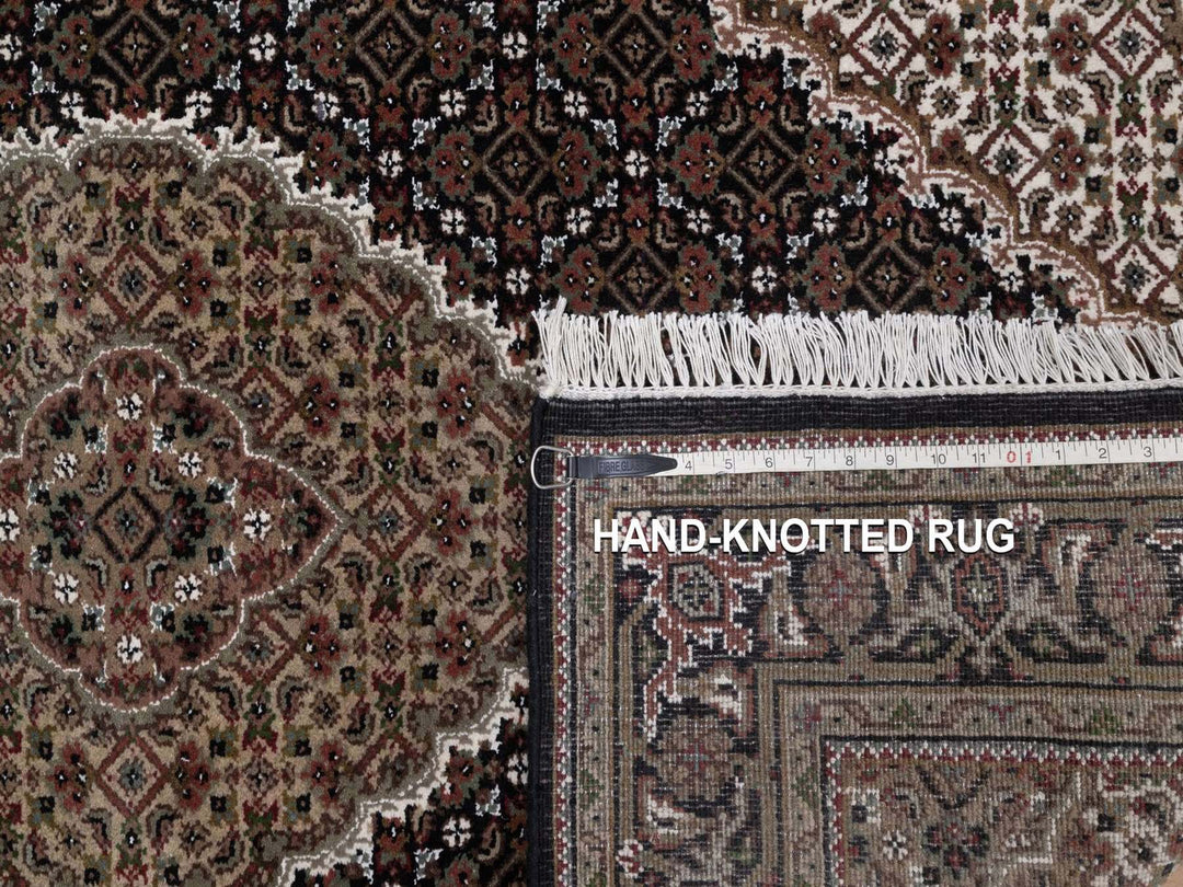 3'11" x 6'1" New Hand Knotted Black Wool Rectangle Oriental Rug - MOA10292687