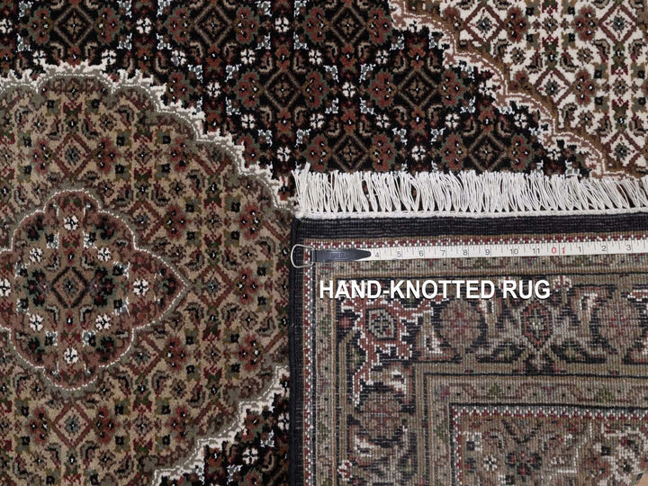 4'0" x 6'0" New Hand Knotted Black Wool Rectangle Oriental Rug - MOA10292688