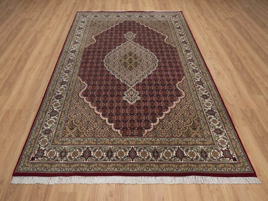 6'0" x 9'0" New Hand Knotted Red Wool Rectangle Oriental Rug - MOA10292691