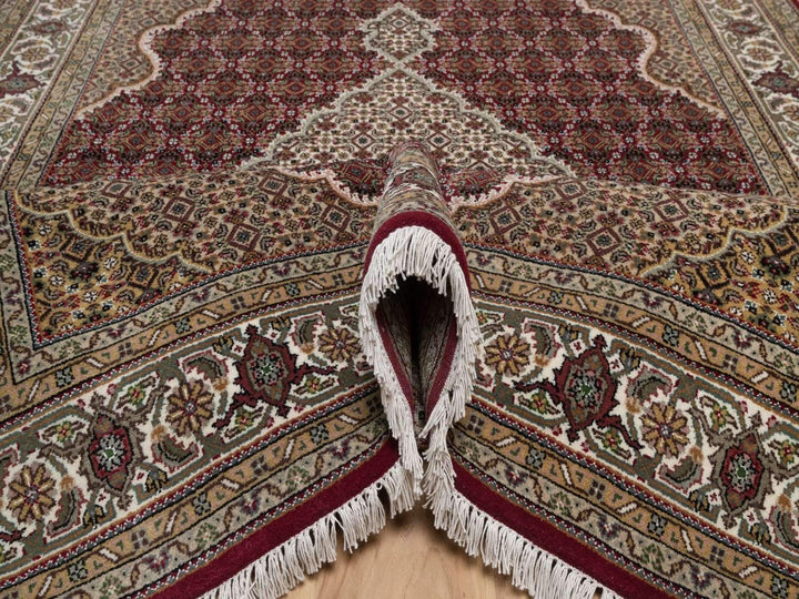 6'0" x 9'0" New Hand Knotted Red Wool Rectangle Oriental Rug - MOA10292691