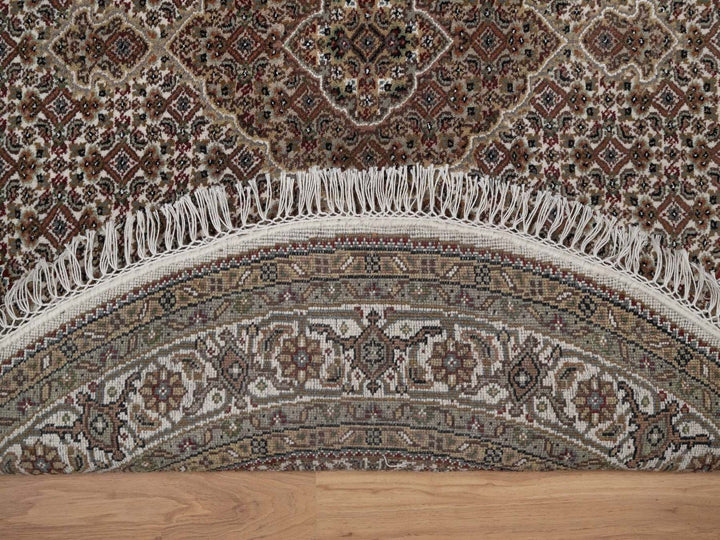 5'0" x 5'0" New Hand Knotted Ivory Wool Round Oriental Rug - MOA10292693