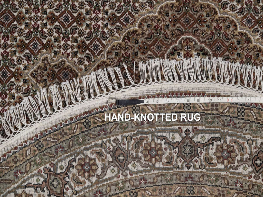 5'0" x 5'0" New Hand Knotted Ivory Wool Round Oriental Rug - MOA10292693