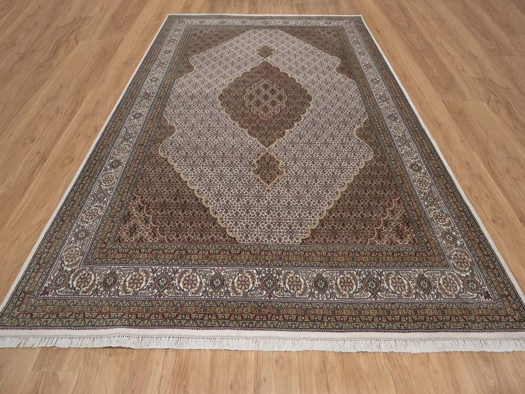 8'9" x 12'4" New Hand Knotted Ivory Wool Rectangle Oriental Rug - MOA10292695