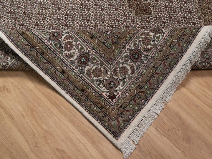 8'0" x 9'10" New Hand Knotted Ivory Wool Rectangle Oriental Rug - MOA10292697