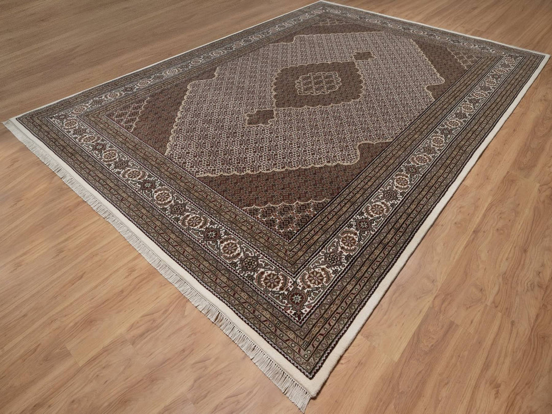 9'11" x 14'1" New Hand Knotted Ivory Wool Rectangle Oriental Rug - MOA10292705