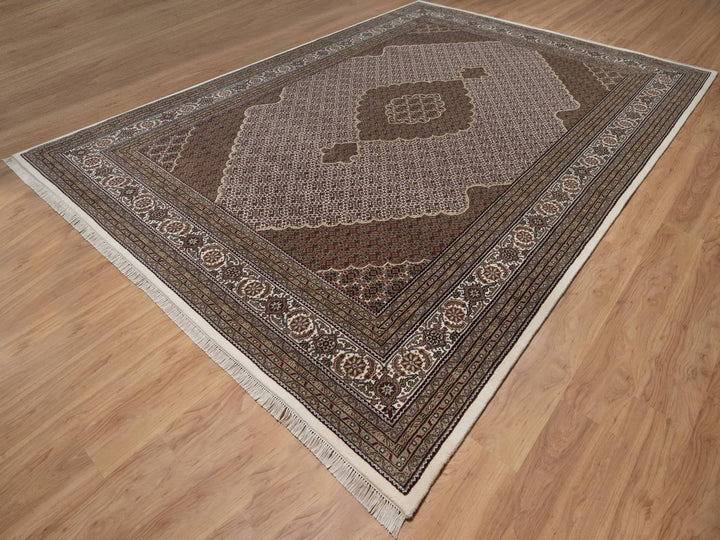9'11" x 14'1" New Hand Knotted Ivory Wool Rectangle Oriental Rug - MOA10292705