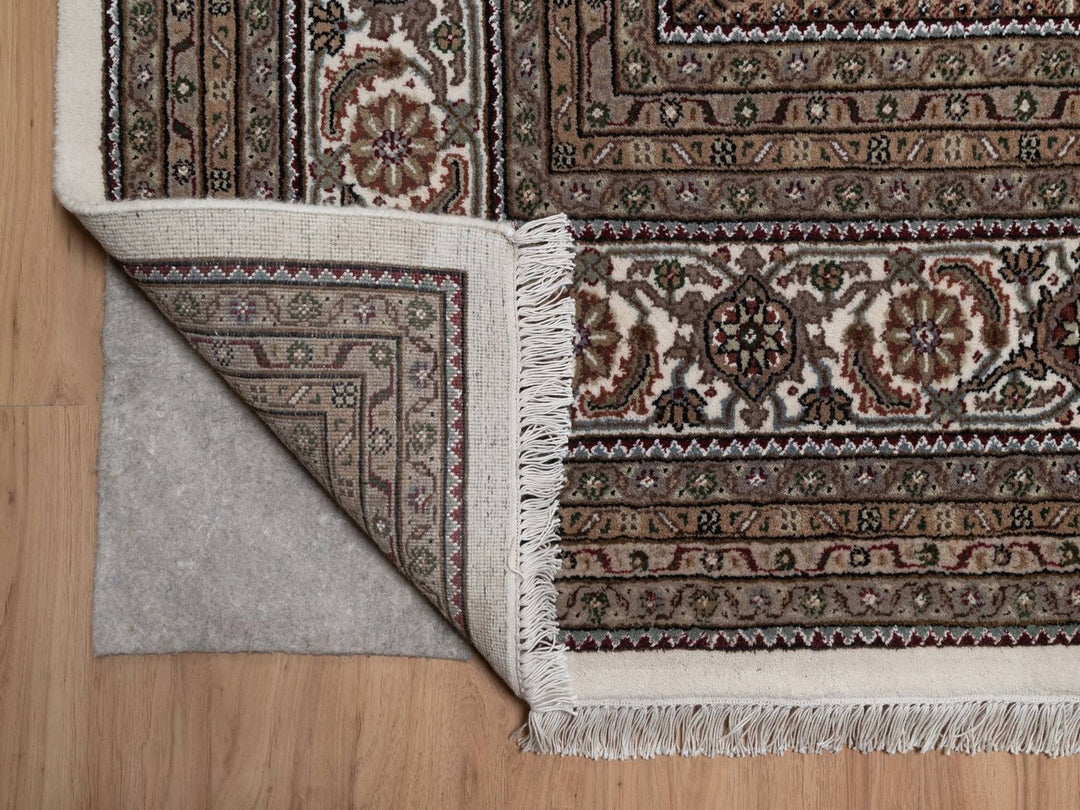 9'11" x 14'1" New Hand Knotted Ivory Wool Rectangle Oriental Rug - MOA10292705