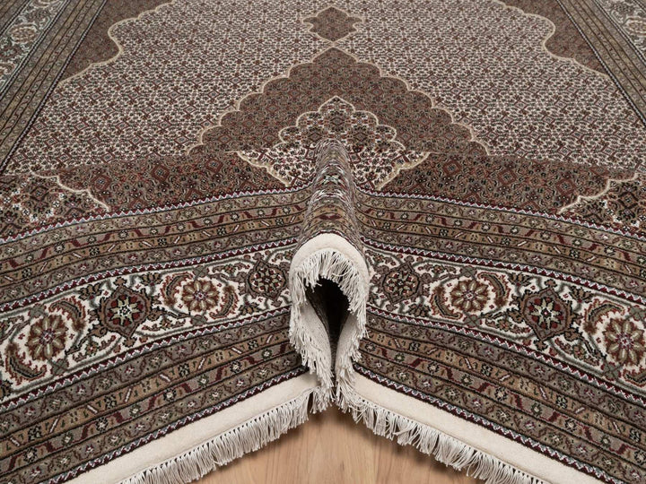 9'11" x 14'1" New Hand Knotted Ivory Wool Rectangle Oriental Rug - MOA10292705