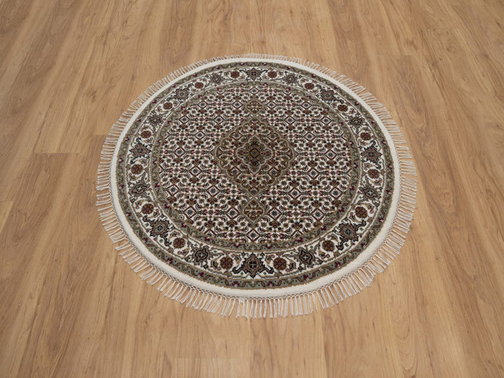 3'4" x 3'4" New Hand Knotted Ivory Wool Round Oriental Rug - MOA10292706