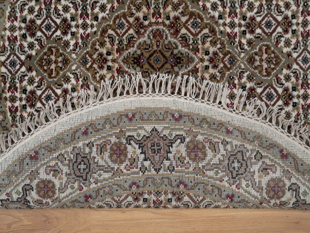 3'4" x 3'4" New Hand Knotted Ivory Wool Round Oriental Rug - MOA10292706