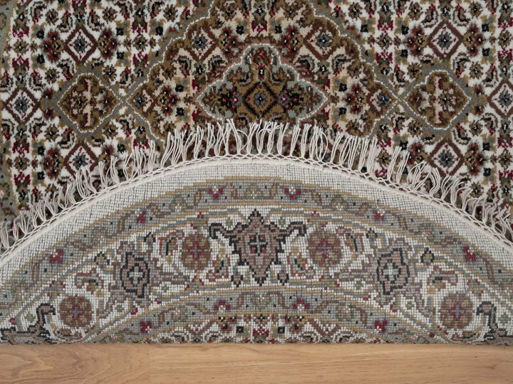 3'4" x 3'4" New Hand Knotted Ivory Wool Round Oriental Rug - MOA10292706