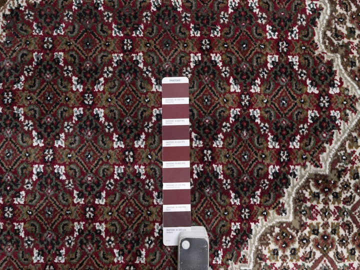 7'9" x 9'11" New Hand Knotted Red Wool Rectangle Oriental Rug - MOA10292710
