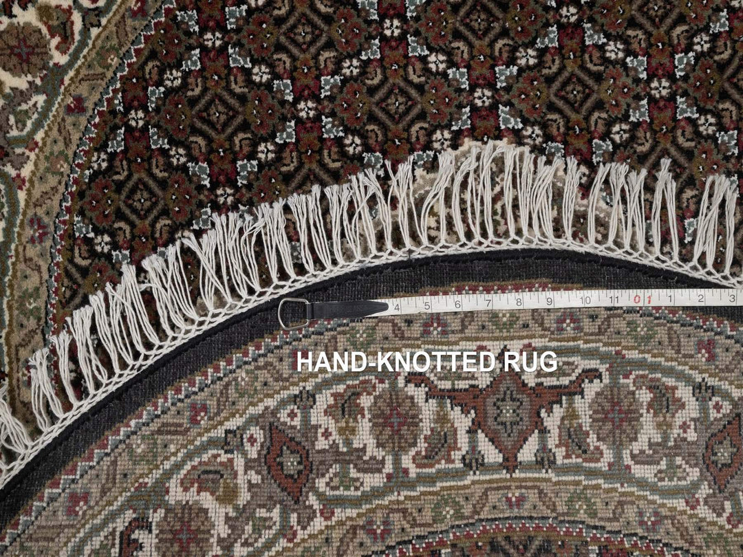 3'10" x 3'10" New Hand Knotted Black Wool Round Oriental Rug - MOA10292714