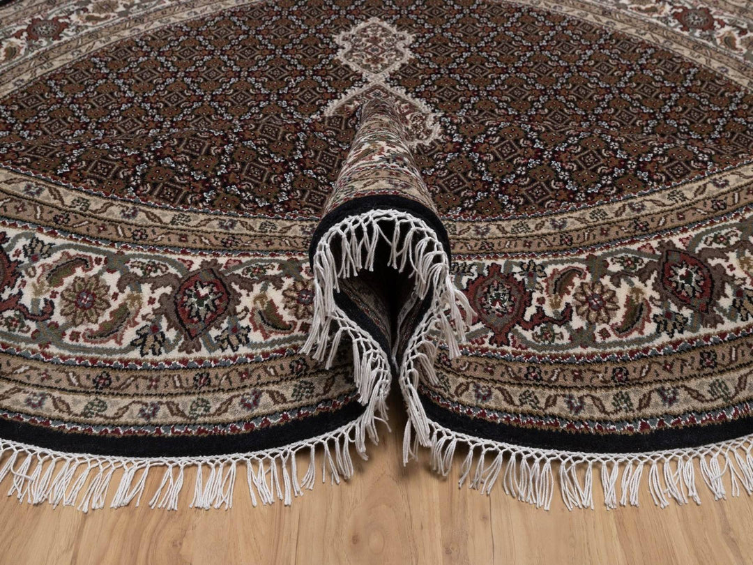 7'10" x 7'10" New Hand Knotted Black Wool Round Oriental Rug - MOA10292721