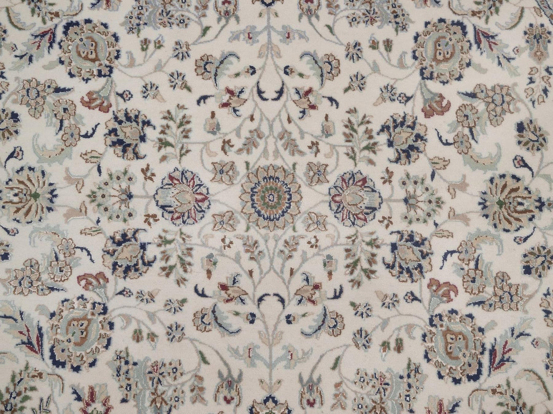 7'8" x 7'8" New Hand Knotted Ivory Wool & Silk Round Oriental Rug - MOA10292761