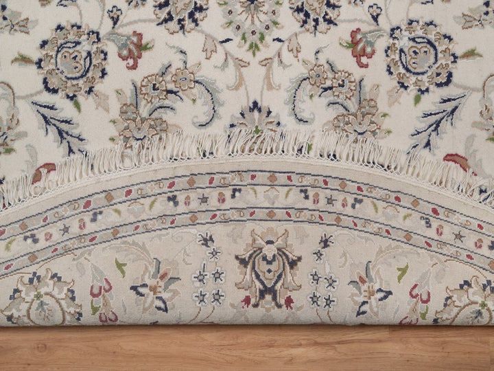 8'2" x 8'2" New Hand Knotted Ivory Wool & Silk Round Oriental Rug - MOA10292763