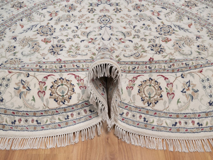 7'10" x 7'10" New Hand Knotted Ivory Wool & Silk Round Oriental Rug - MOA10292764