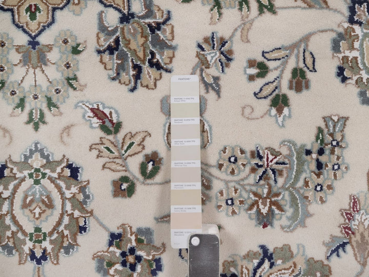 9'8" x 9'8" New Hand Knotted Ivory Wool & Silk Round Oriental Rug - MOA10292766