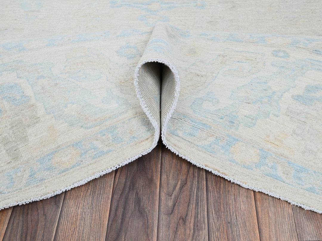7'9" x 9'10" New Hand Knotted Ivory Wool Rectangle Oriental Rug - MOA102929
