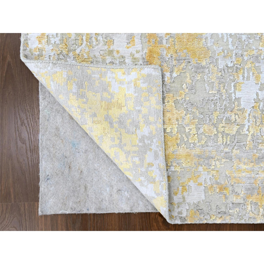 2'6" x 6'0" New Hand Knotted Beige Wool & Silk Runner Oriental Rug - MOA10210197