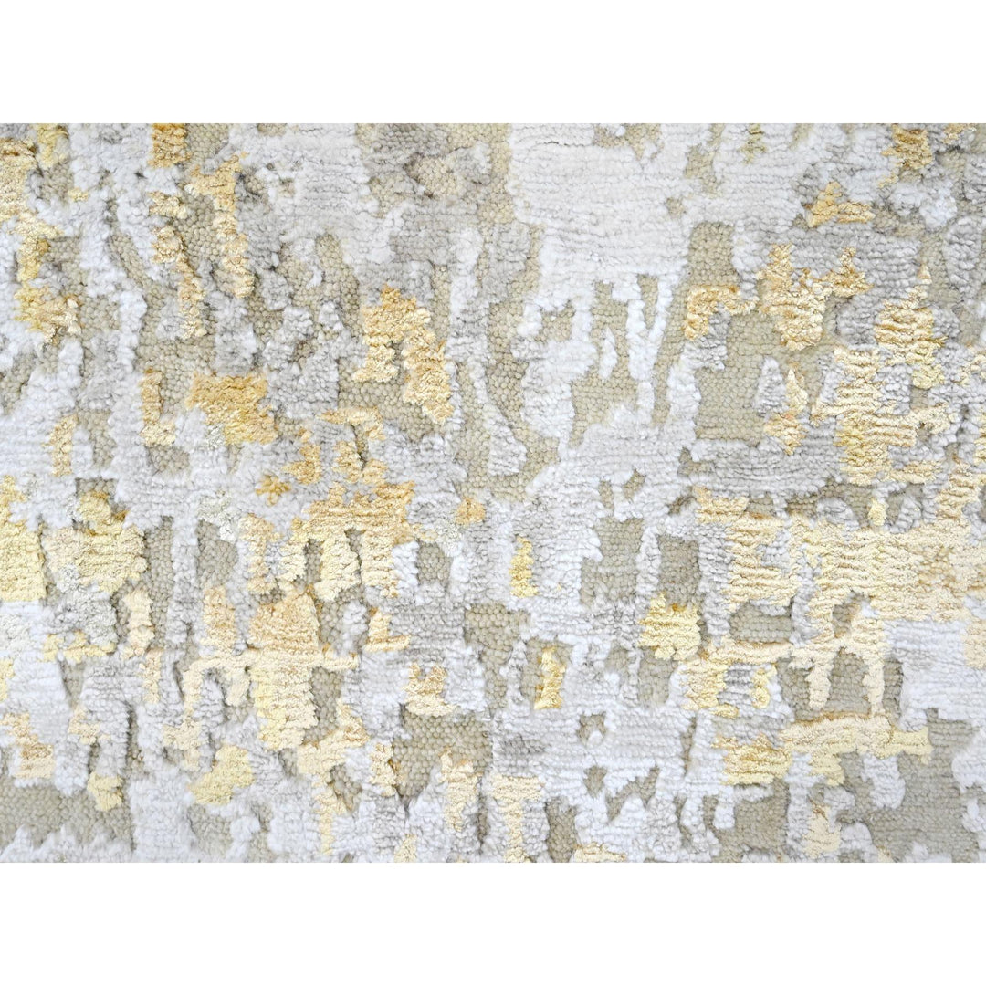 2'6" x 6'0" New Hand Knotted Beige Wool & Silk Runner Oriental Rug - MOA10210197