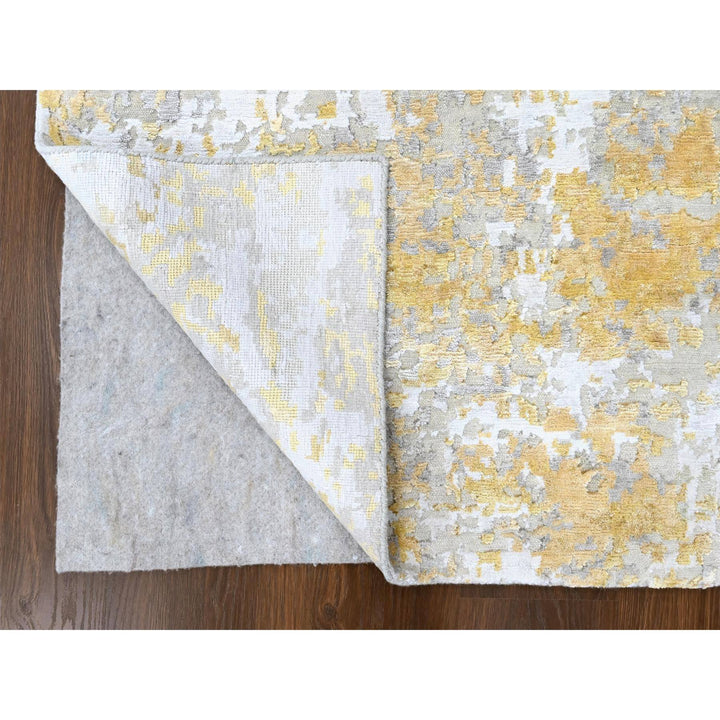 5'0" x 6'11" New Hand Knotted Beige Wool & Silk Rectangle Oriental Rug - MOA10210200