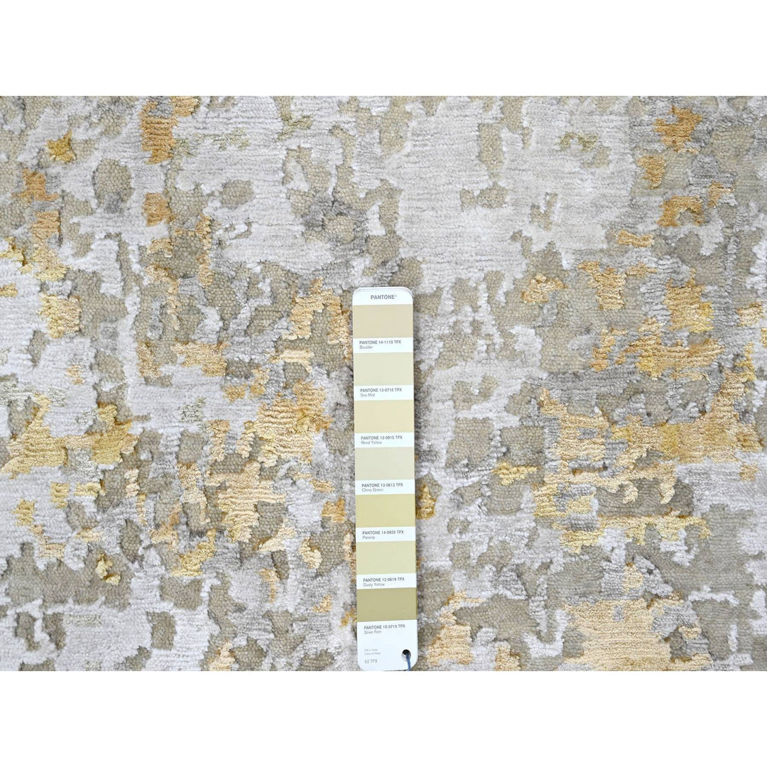 5'0" x 6'11" New Hand Knotted Beige Wool & Silk Rectangle Oriental Rug - MOA10210200