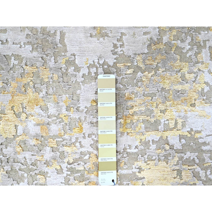 7'9" x 7'9" New Hand Knotted Beige Wool & Silk Round Oriental Rug - MOA10210202