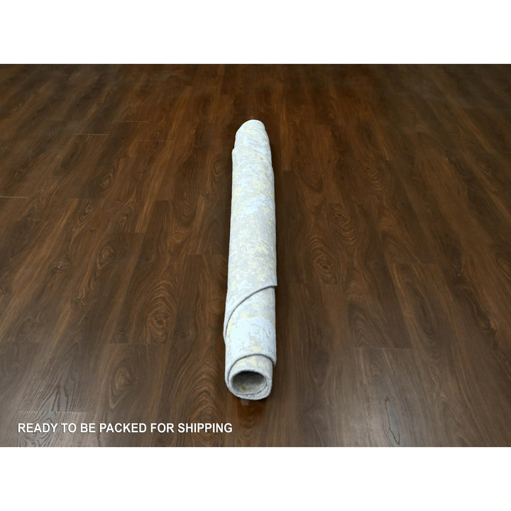 7'9" x 7'9" New Hand Knotted Beige Wool & Silk Round Oriental Rug - MOA10210202