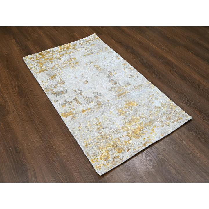 2'10" x 5'0" New Hand Knotted Beige Wool & Silk Rectangle Oriental Rug - MOA10210205