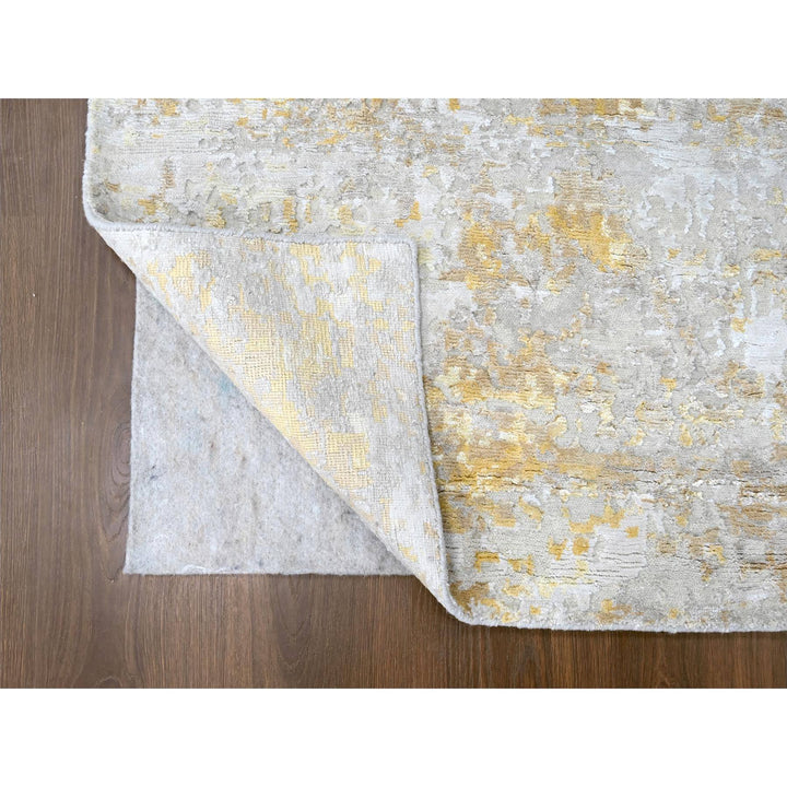 2'10" x 5'0" New Hand Knotted Beige Wool & Silk Rectangle Oriental Rug - MOA10210205