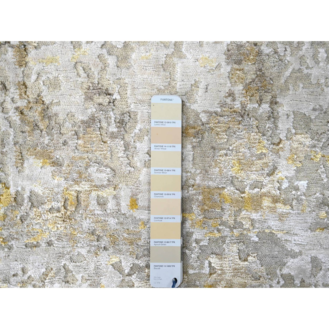 2'10" x 5'0" New Hand Knotted Beige Wool & Silk Rectangle Oriental Rug - MOA10210205