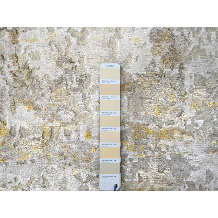 2'10" x 5'0" New Hand Knotted Beige Wool & Silk Rectangle Oriental Rug - MOA10210205
