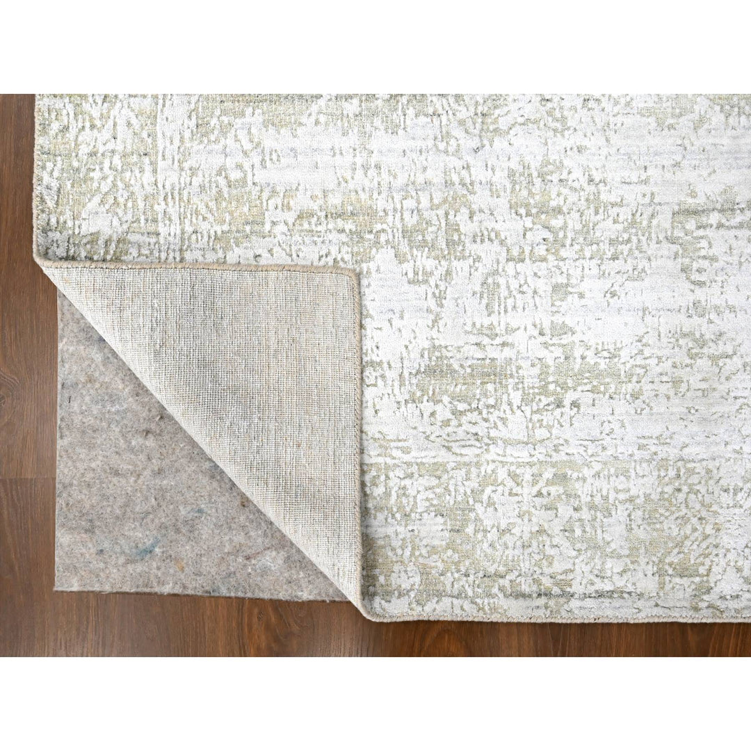 4'1" x 5'10" New Hand Loomed Grey Wool & Silk Rectangle Oriental Rug - MOA10210284