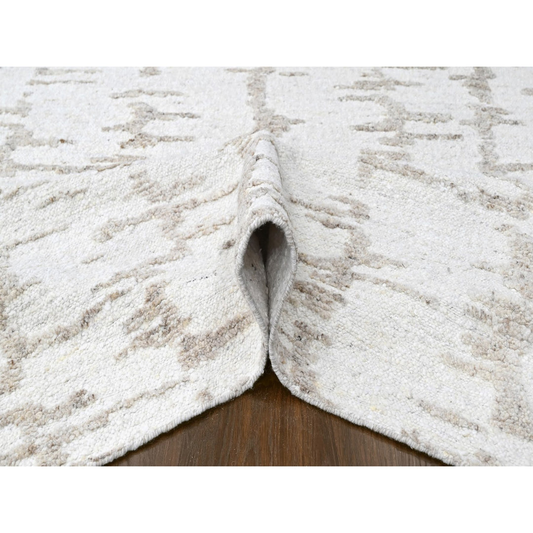 9'10" x 13'10" New Hand Knotted Ivory Wool Rectangle Oriental Rug - MOA10210292