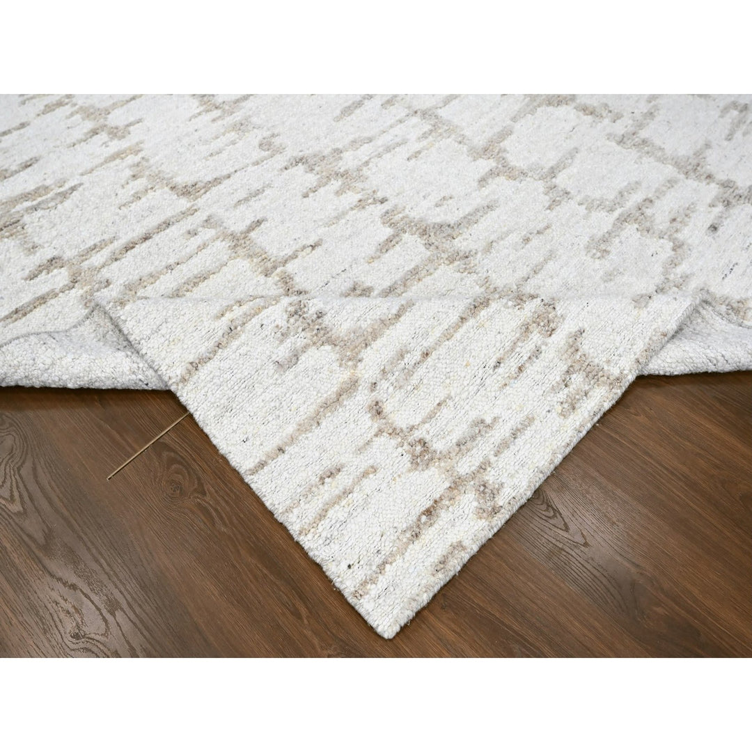 9'10" x 13'10" New Hand Knotted Ivory Wool Rectangle Oriental Rug - MOA10210292