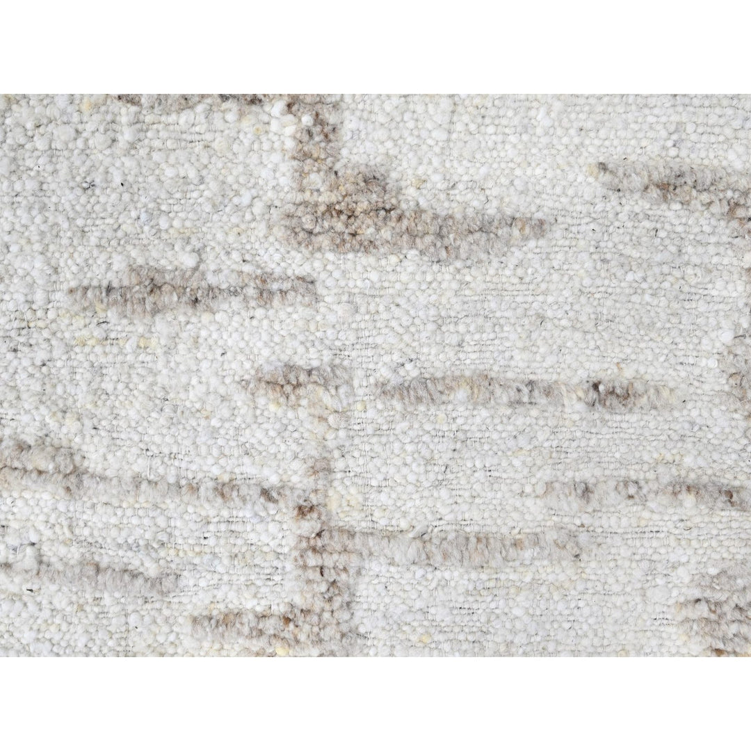 9'10" x 13'10" New Hand Knotted Ivory Wool Rectangle Oriental Rug - MOA10210292