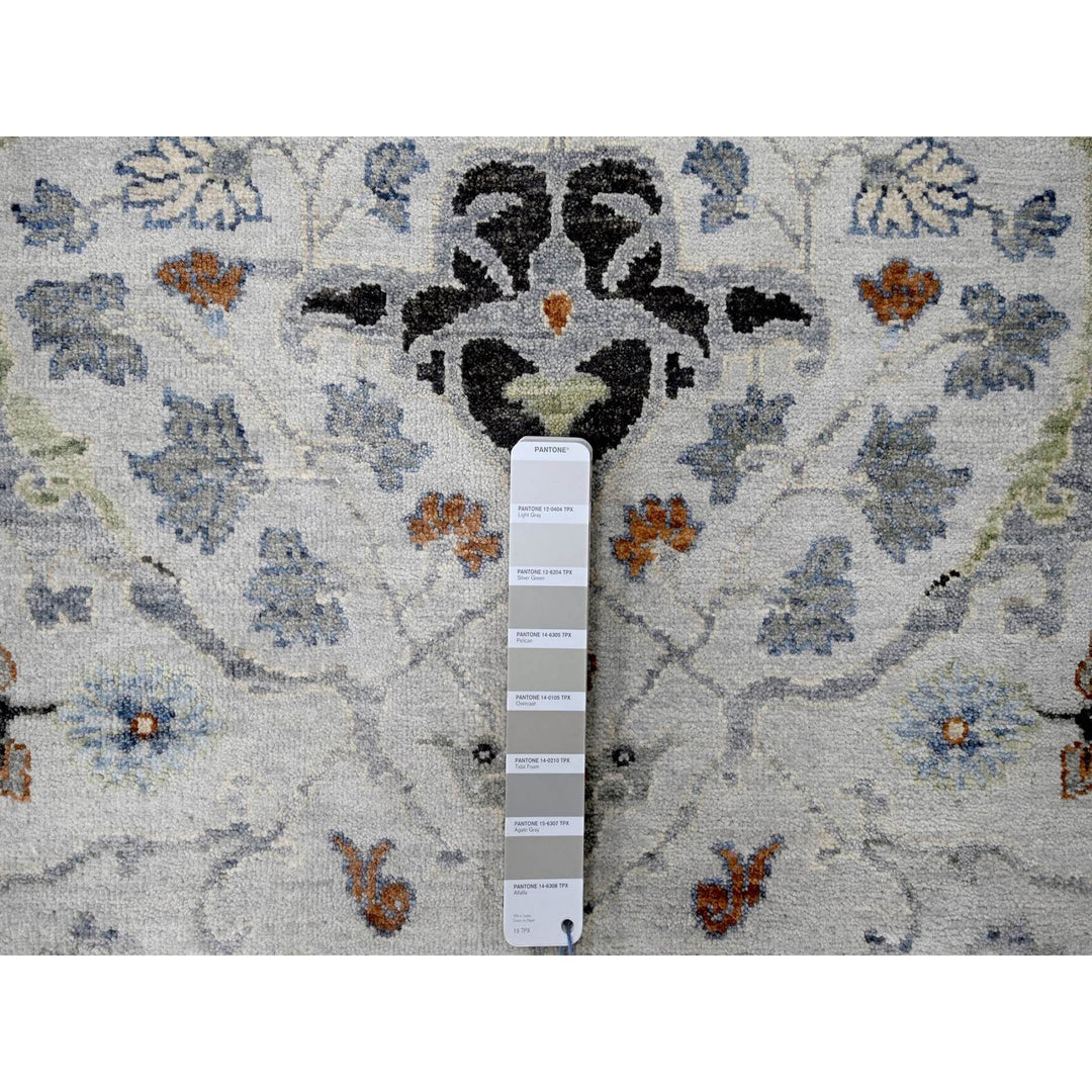 8'0" x 9'10" New Hand Knotted Grey Wool Rectangle Oriental Rug - MOA10210306