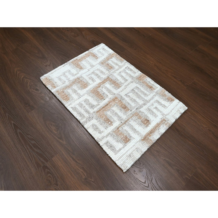 2'1" x 3'0" New Hand Knotted Ivory Wool Rectangle Oriental Rug - MOA10210329