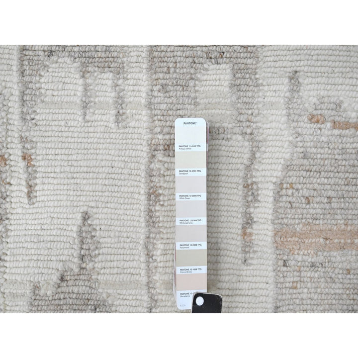 2'1" x 2'11" New Hand Knotted Ivory Wool Rectangle Oriental Rug - MOA10210337