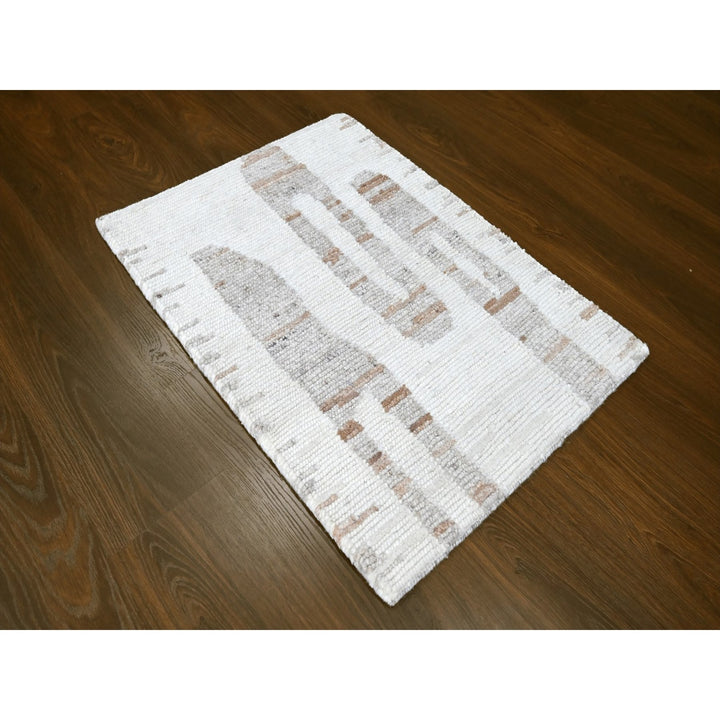 2'2" x 3'0" New Hand Knotted Ivory Wool Rectangle Oriental Rug - MOA10210340