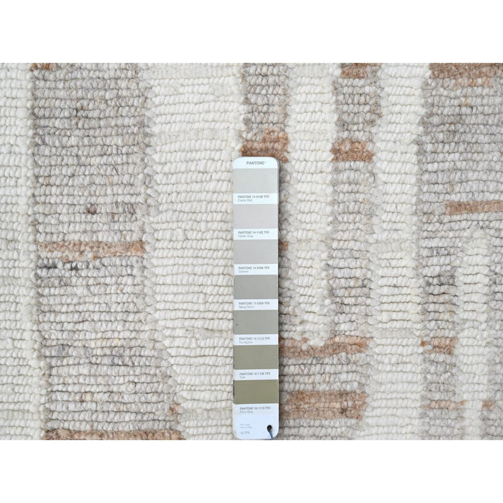 2'2" x 3'0" New Hand Knotted Ivory Wool Rectangle Oriental Rug - MOA10210341
