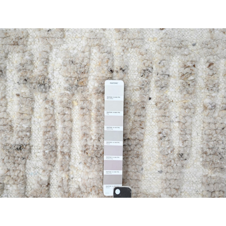 2'0" x 2'9" New Hand Knotted Ivory Wool Rectangle Oriental Rug - MOA10210346