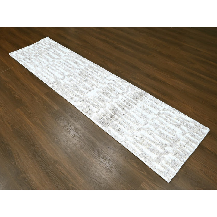 2'7" x 9'10" New Hand Knotted Ivory Wool Runner Oriental Rug - MOA10210347